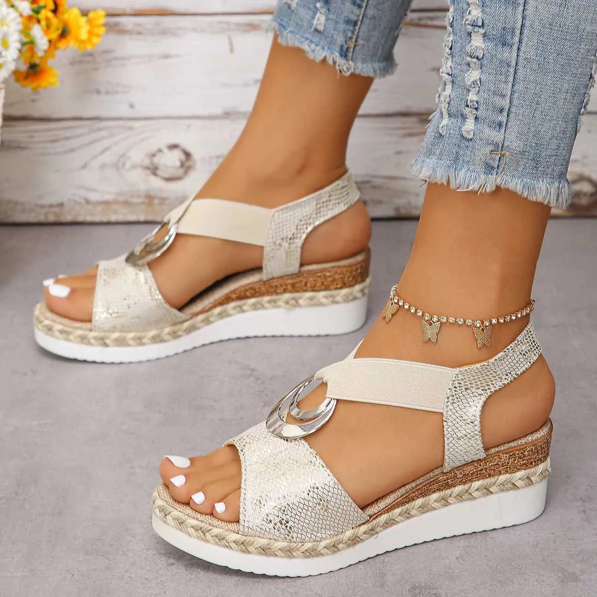 Selene: Sandalias con Tacón